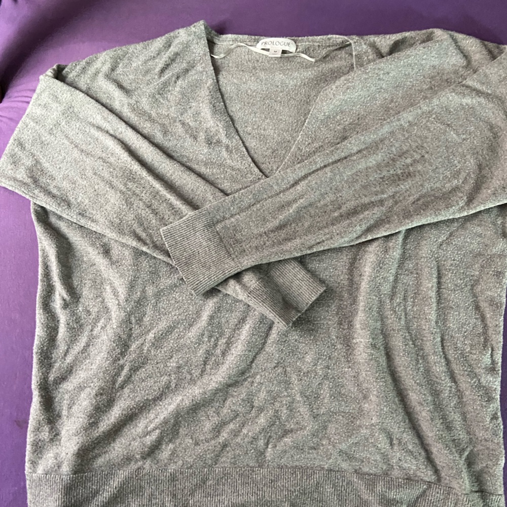 PROLOUGE grey sweater
